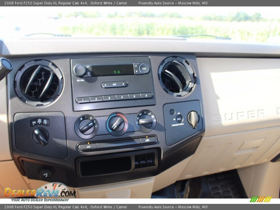 2008 Ford F250 Super Duty XL Regular Cab 4x4 Oxford White / Camel Photo #21