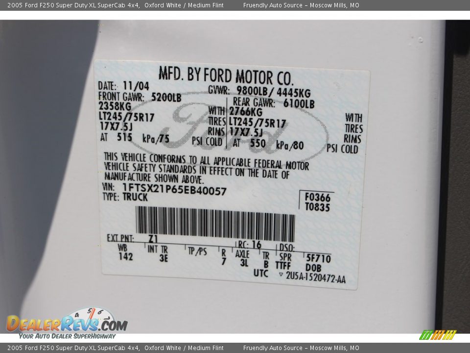 2005 Ford F250 Super Duty XL SuperCab 4x4 Oxford White / Medium Flint Photo #20