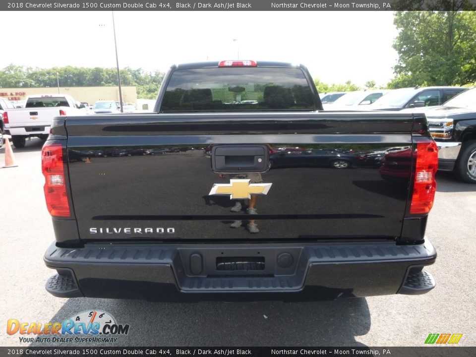 2018 Chevrolet Silverado 1500 Custom Double Cab 4x4 Black / Dark Ash/Jet Black Photo #4