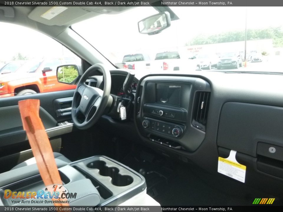 2018 Chevrolet Silverado 1500 Custom Double Cab 4x4 Black / Dark Ash/Jet Black Photo #11