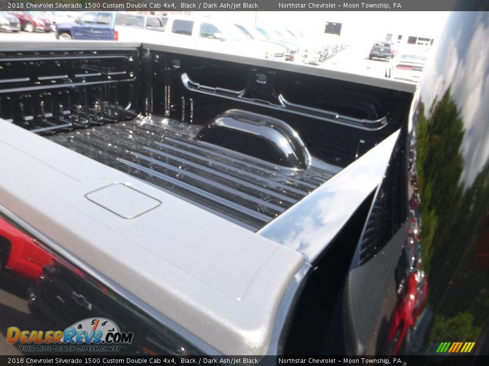 2018 Chevrolet Silverado 1500 Custom Double Cab 4x4 Black / Dark Ash/Jet Black Photo #14