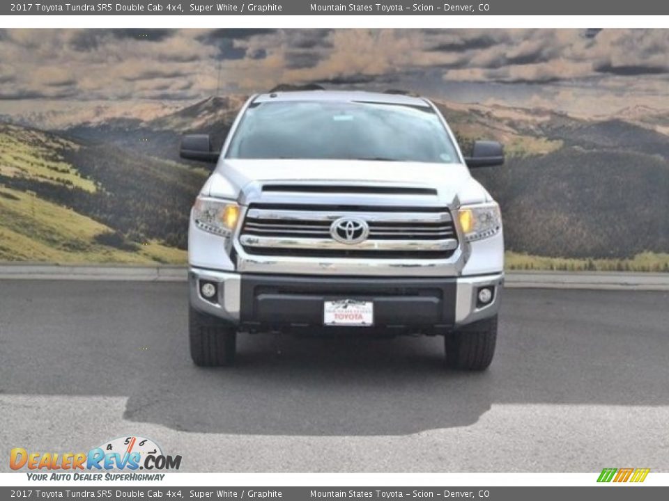 2017 Toyota Tundra SR5 Double Cab 4x4 Super White / Graphite Photo #2