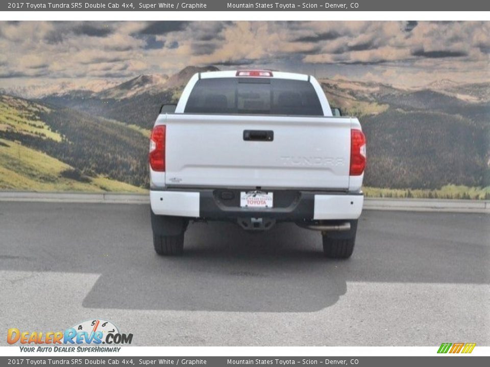 2017 Toyota Tundra SR5 Double Cab 4x4 Super White / Graphite Photo #4