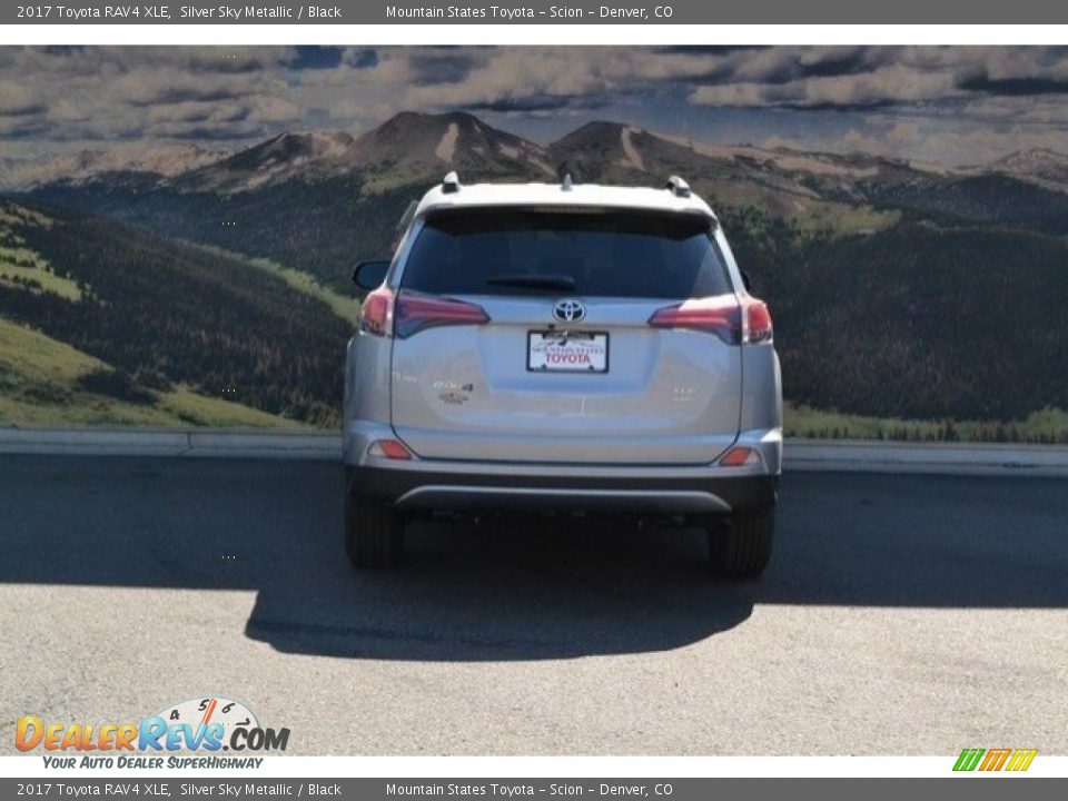2017 Toyota RAV4 XLE Silver Sky Metallic / Black Photo #4
