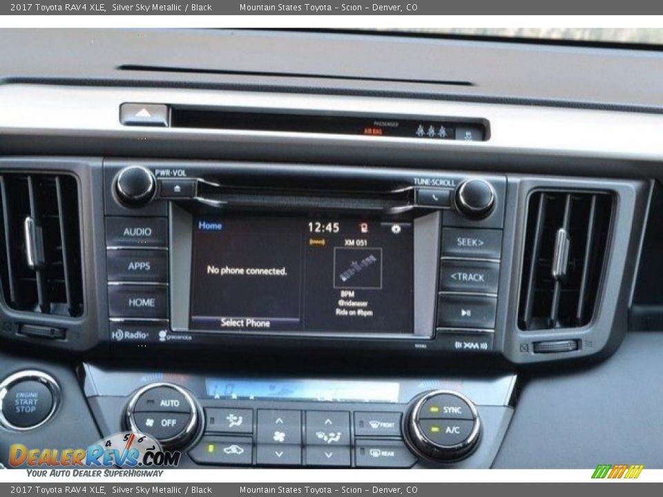 2017 Toyota RAV4 XLE Silver Sky Metallic / Black Photo #6