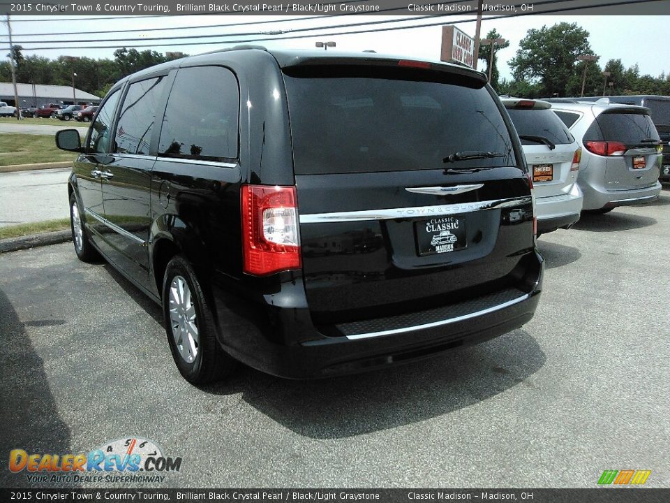 2015 Chrysler Town & Country Touring Brilliant Black Crystal Pearl / Black/Light Graystone Photo #18