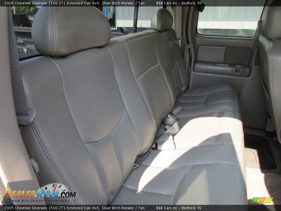 2005 Chevrolet Silverado 1500 Z71 Extended Cab 4x4 Silver Birch Metallic / Tan Photo #16