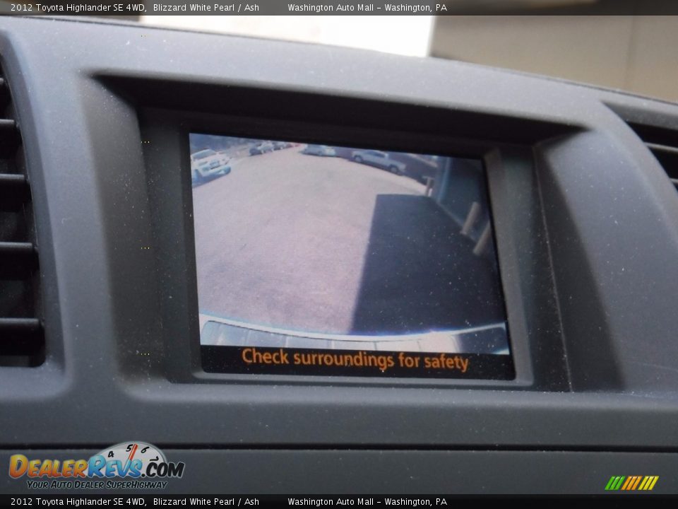 2012 Toyota Highlander SE 4WD Blizzard White Pearl / Ash Photo #21