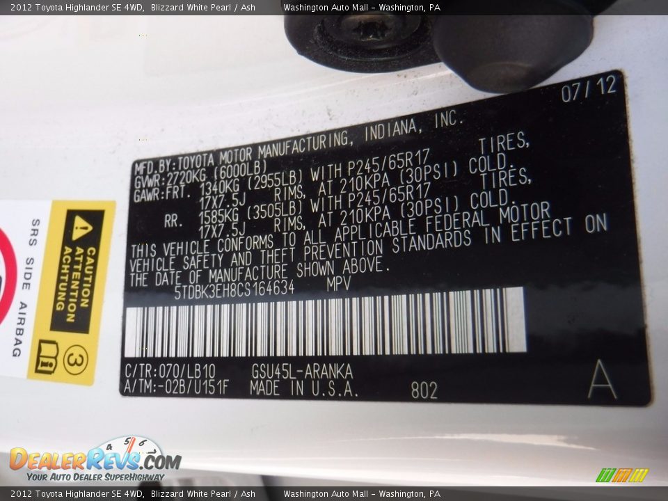 2012 Toyota Highlander SE 4WD Blizzard White Pearl / Ash Photo #29