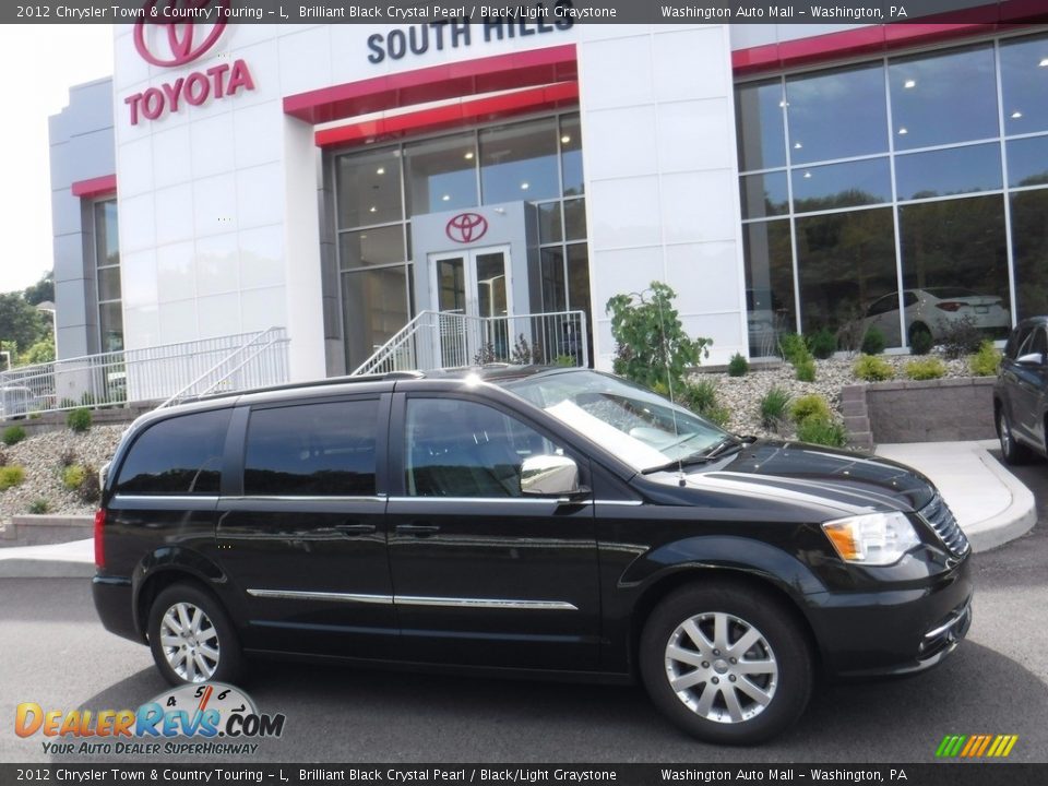 2012 Chrysler Town & Country Touring - L Brilliant Black Crystal Pearl / Black/Light Graystone Photo #2