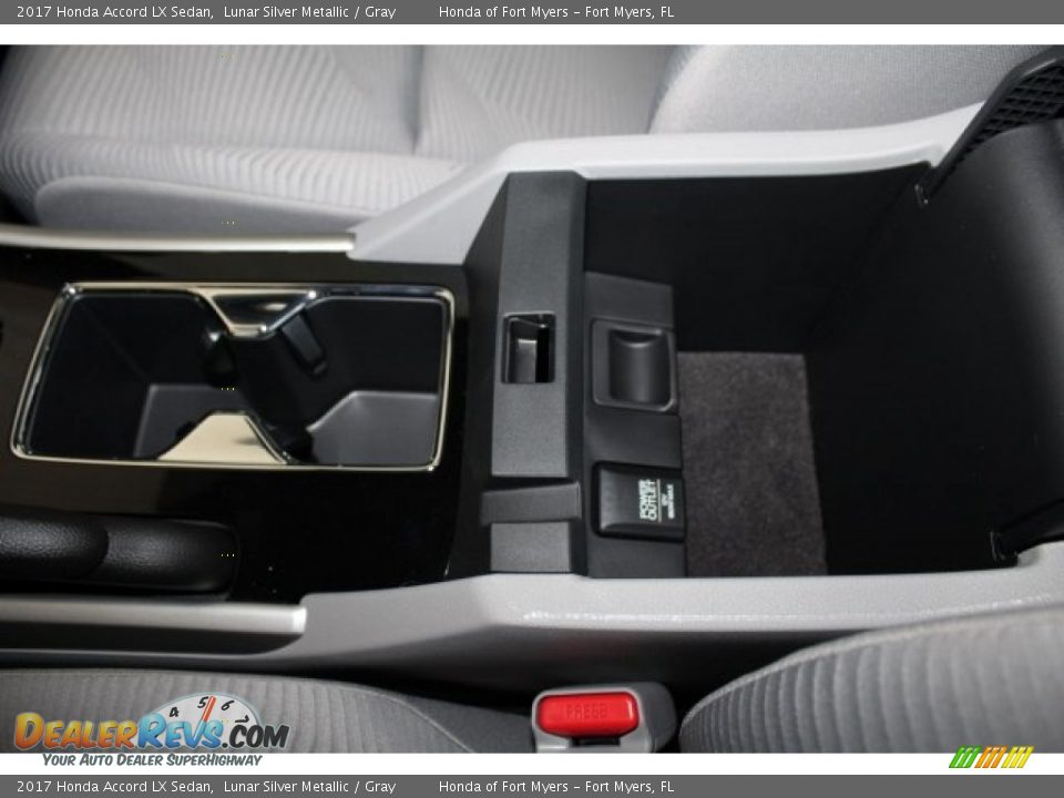 2017 Honda Accord LX Sedan Lunar Silver Metallic / Gray Photo #21