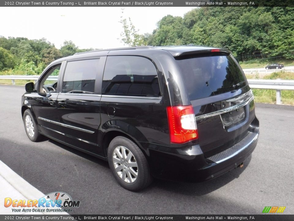 2012 Chrysler Town & Country Touring - L Brilliant Black Crystal Pearl / Black/Light Graystone Photo #8