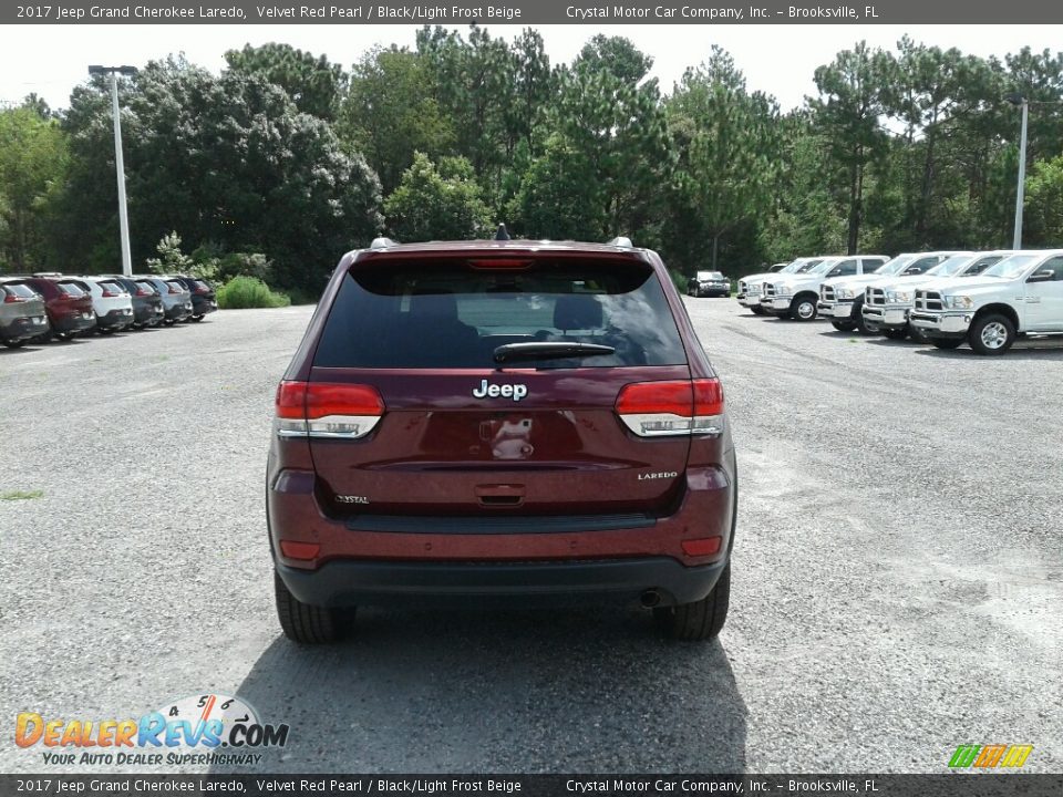 2017 Jeep Grand Cherokee Laredo Velvet Red Pearl / Black/Light Frost Beige Photo #4