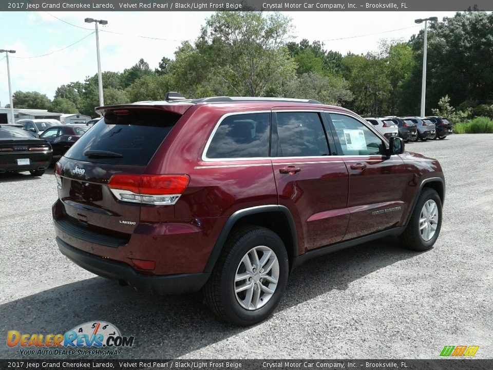 2017 Jeep Grand Cherokee Laredo Velvet Red Pearl / Black/Light Frost Beige Photo #5