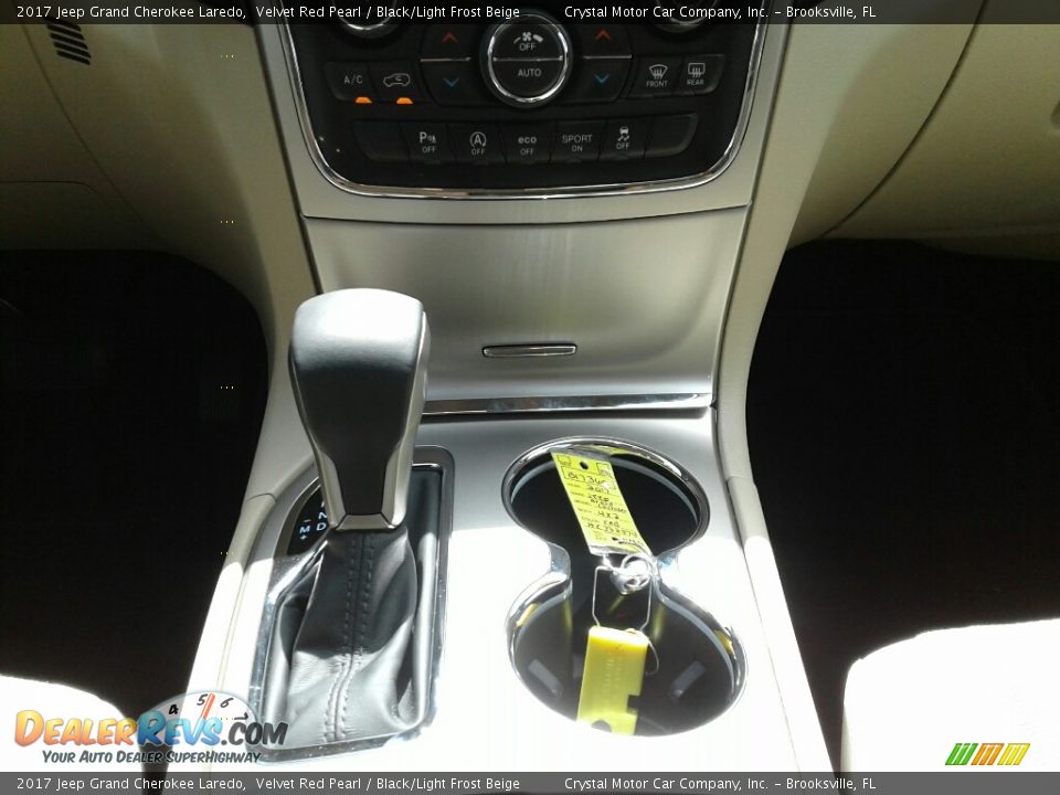 2017 Jeep Grand Cherokee Laredo Velvet Red Pearl / Black/Light Frost Beige Photo #16