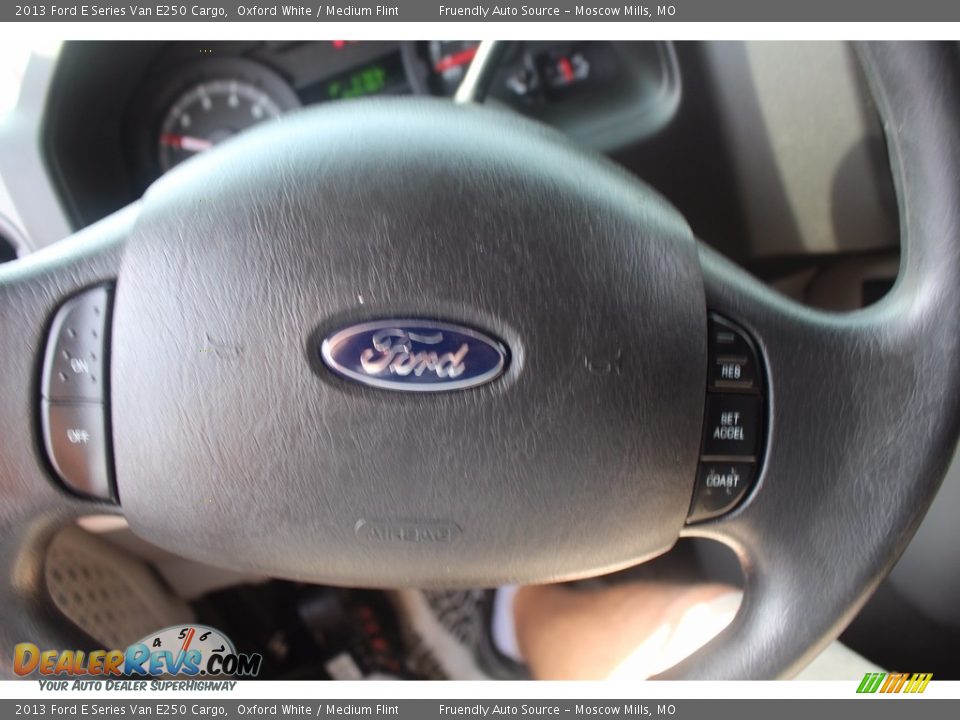 2013 Ford E Series Van E250 Cargo Oxford White / Medium Flint Photo #10