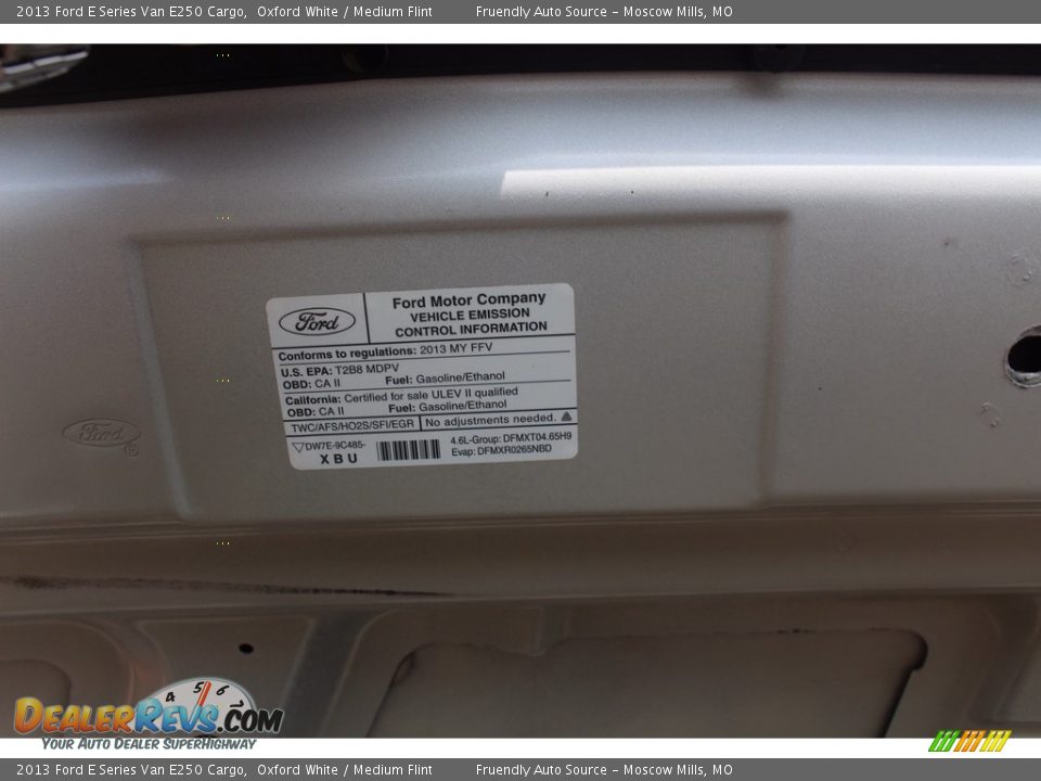 2013 Ford E Series Van E250 Cargo Oxford White / Medium Flint Photo #16