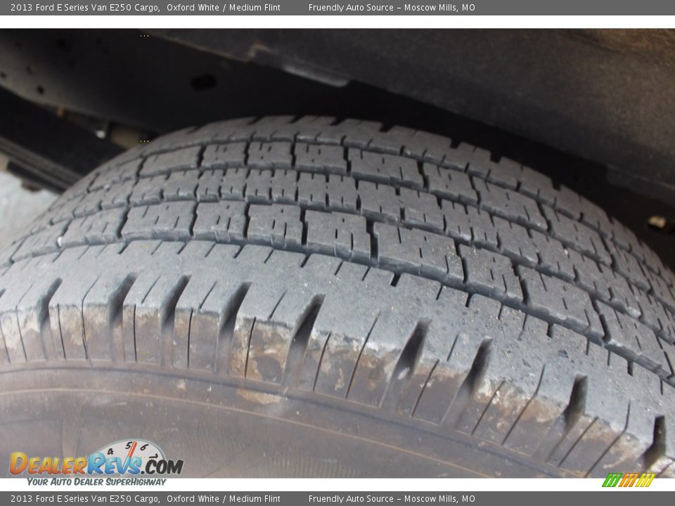 2013 Ford E Series Van E250 Cargo Oxford White / Medium Flint Photo #20