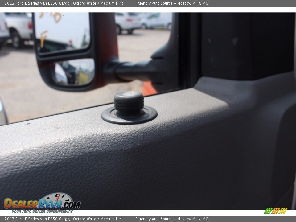 2013 Ford E Series Van E250 Cargo Oxford White / Medium Flint Photo #21