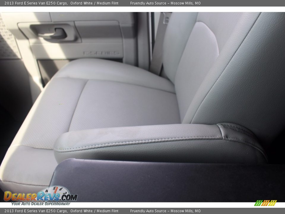 2013 Ford E Series Van E250 Cargo Oxford White / Medium Flint Photo #22