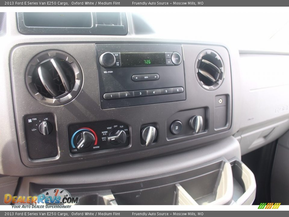 2013 Ford E Series Van E250 Cargo Oxford White / Medium Flint Photo #25