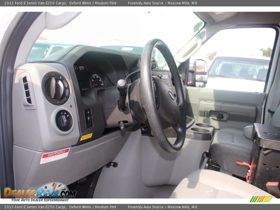 2013 Ford E Series Van E250 Cargo Oxford White / Medium Flint Photo #30