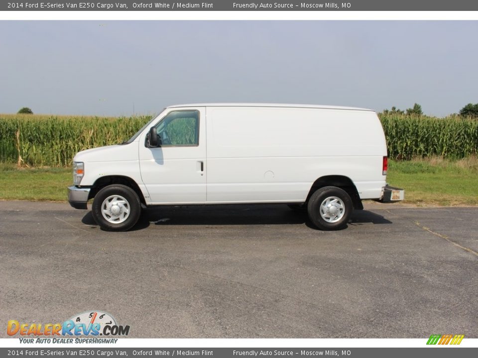 2014 Ford E-Series Van E250 Cargo Van Oxford White / Medium Flint Photo #35