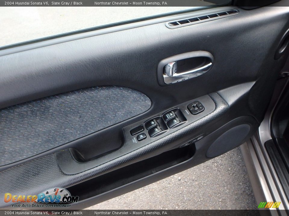 2004 Hyundai Sonata V6 Slate Gray / Black Photo #11