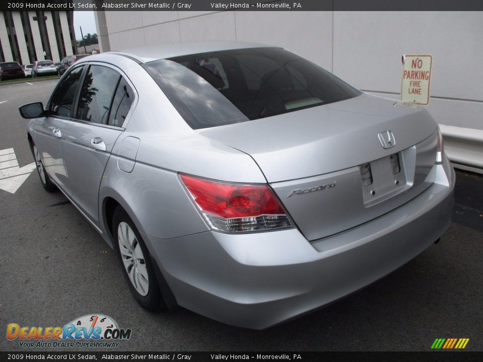 2009 Honda Accord LX Sedan Alabaster Silver Metallic / Gray Photo #3