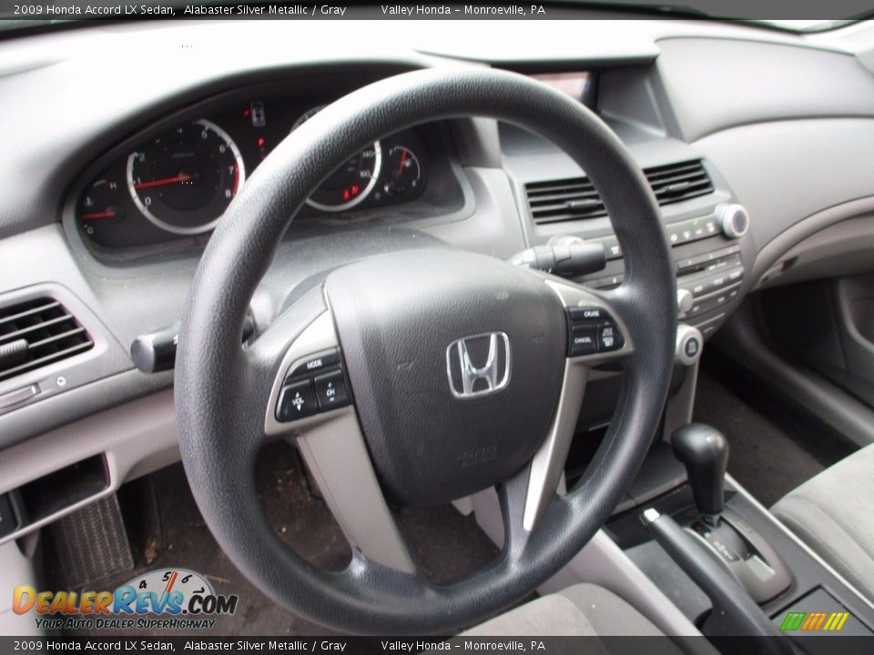 2009 Honda Accord LX Sedan Alabaster Silver Metallic / Gray Photo #12