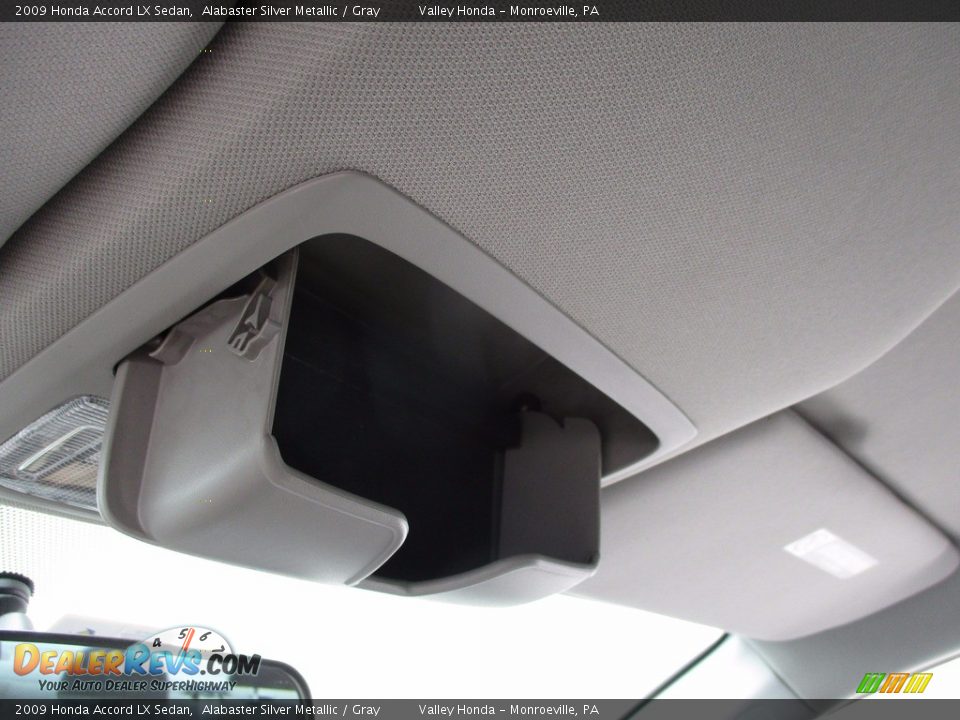 2009 Honda Accord LX Sedan Alabaster Silver Metallic / Gray Photo #15