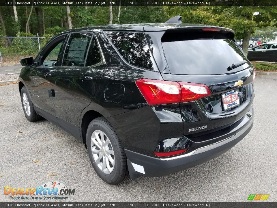 2018 Chevrolet Equinox LT AWD Mosaic Black Metallic / Jet Black Photo #4