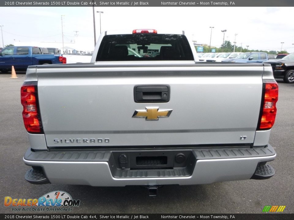 2018 Chevrolet Silverado 1500 LT Double Cab 4x4 Silver Ice Metallic / Jet Black Photo #4