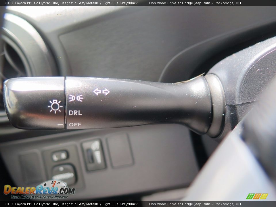 2013 Toyota Prius c Hybrid One Magnetic Gray Metallic / Light Blue Gray/Black Photo #29