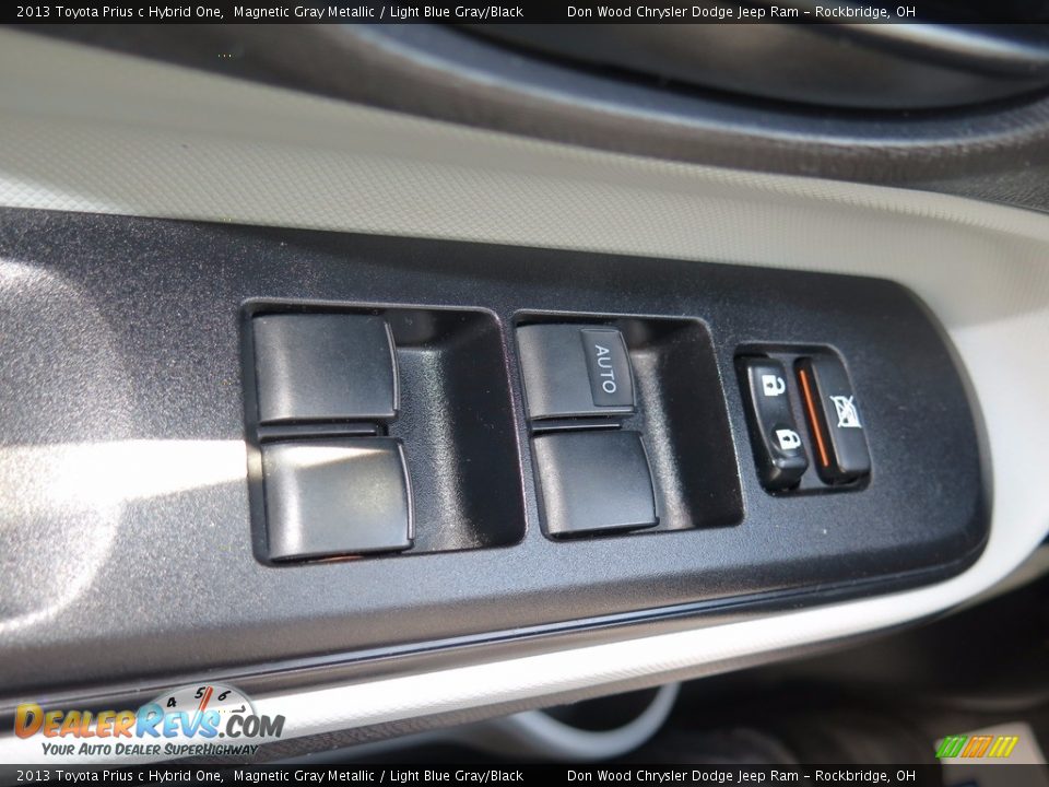 2013 Toyota Prius c Hybrid One Magnetic Gray Metallic / Light Blue Gray/Black Photo #31