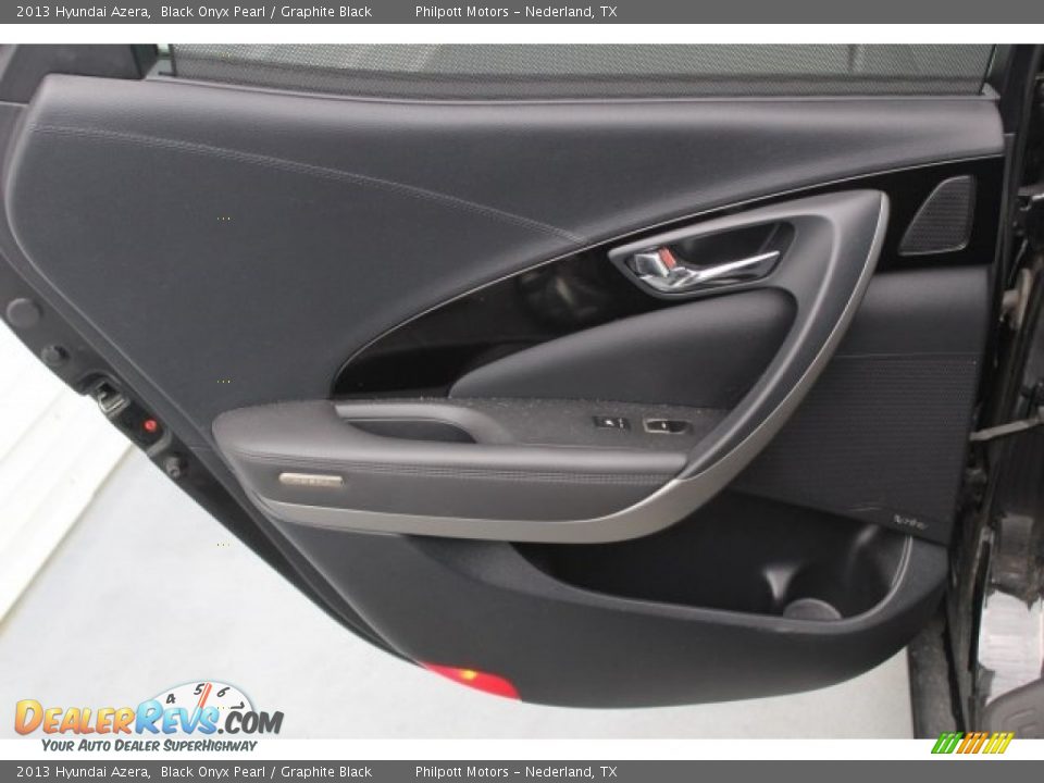 2013 Hyundai Azera Black Onyx Pearl / Graphite Black Photo #28