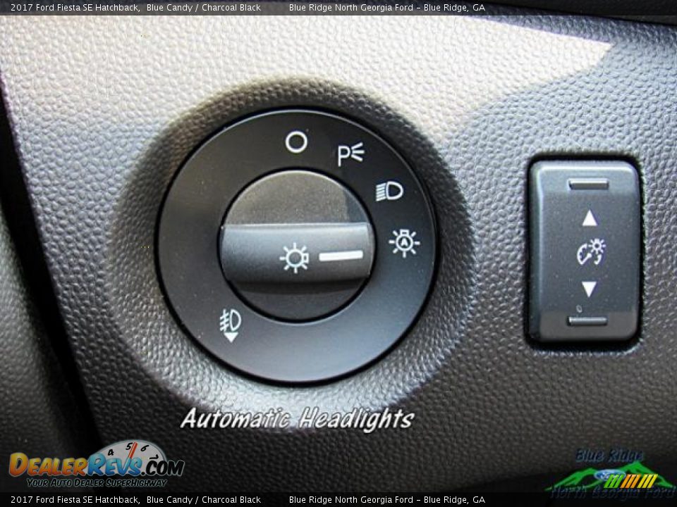 2017 Ford Fiesta SE Hatchback Blue Candy / Charcoal Black Photo #22