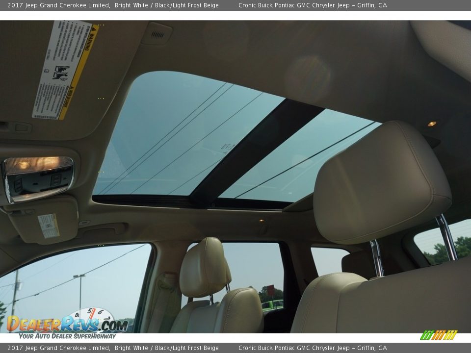 2017 Jeep Grand Cherokee Limited Bright White / Black/Light Frost Beige Photo #12