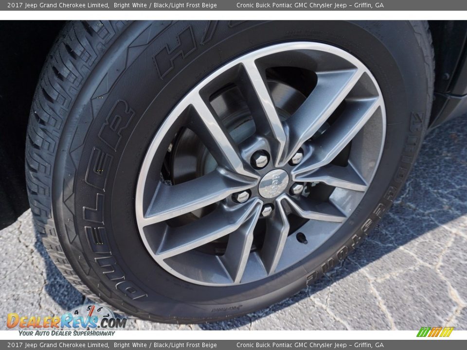 2017 Jeep Grand Cherokee Limited Bright White / Black/Light Frost Beige Photo #17