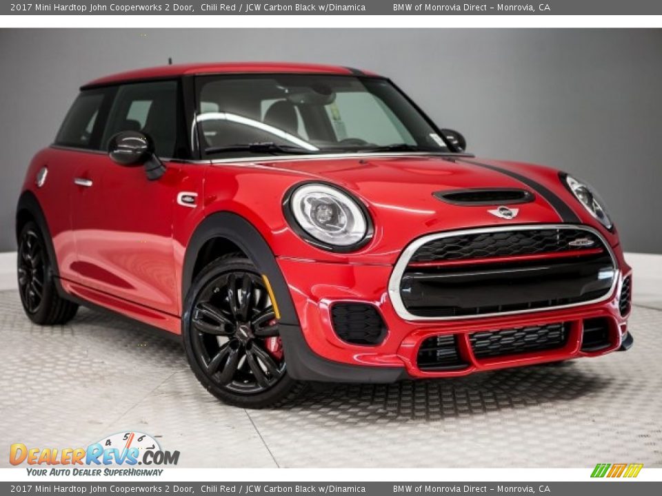 Front 3/4 View of 2017 Mini Hardtop John Cooperworks 2 Door Photo #11
