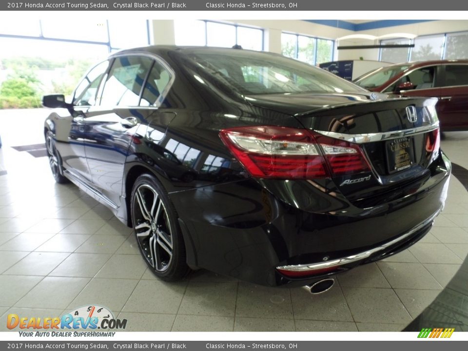 2017 Honda Accord Touring Sedan Crystal Black Pearl / Black Photo #2
