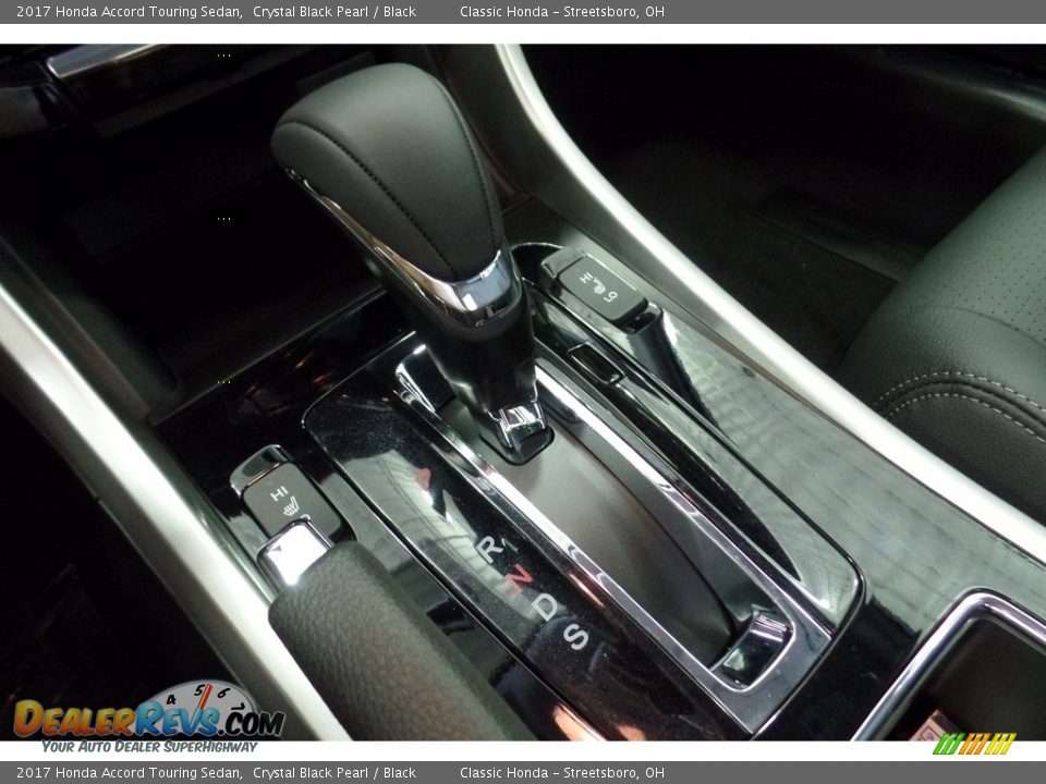 2017 Honda Accord Touring Sedan Crystal Black Pearl / Black Photo #13