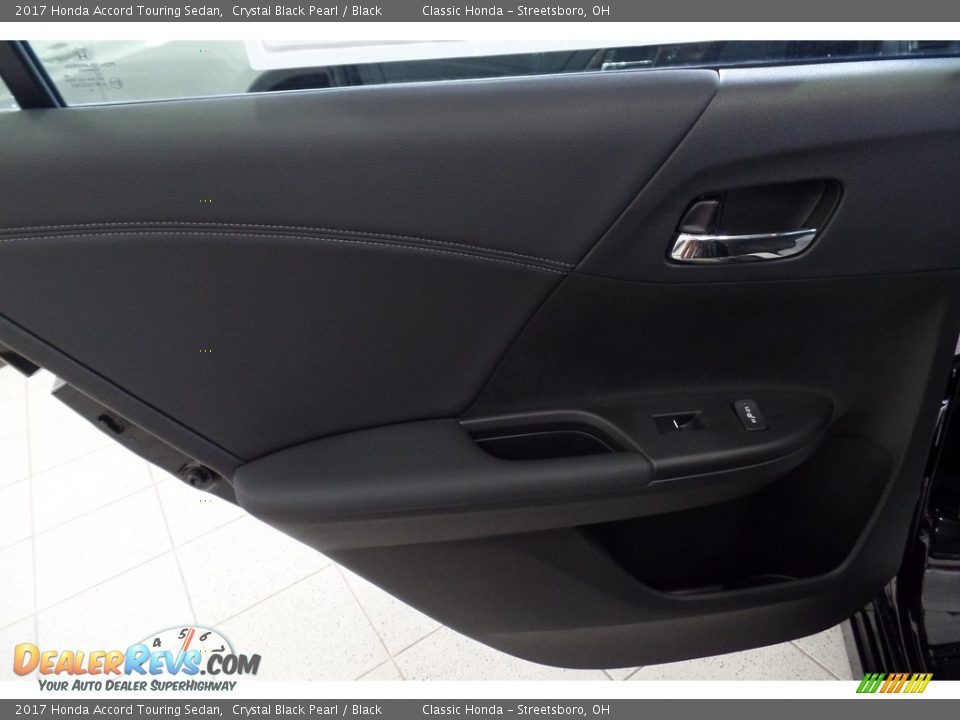 2017 Honda Accord Touring Sedan Crystal Black Pearl / Black Photo #6