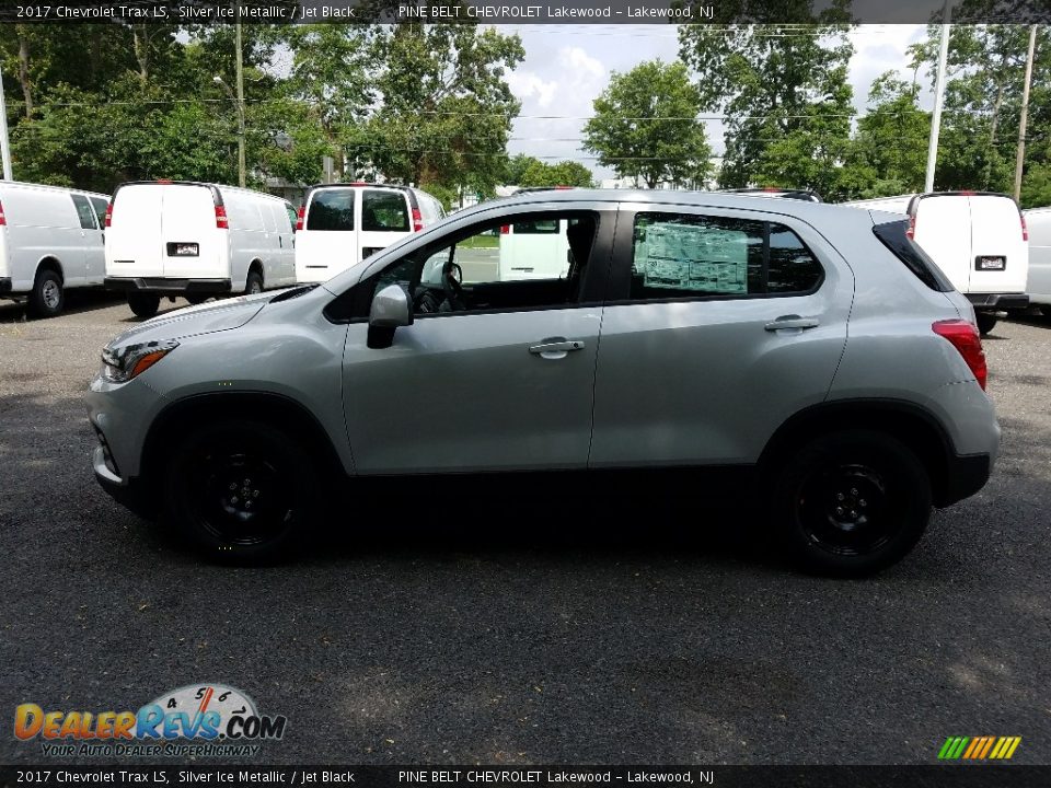 2017 Chevrolet Trax LS Silver Ice Metallic / Jet Black Photo #3