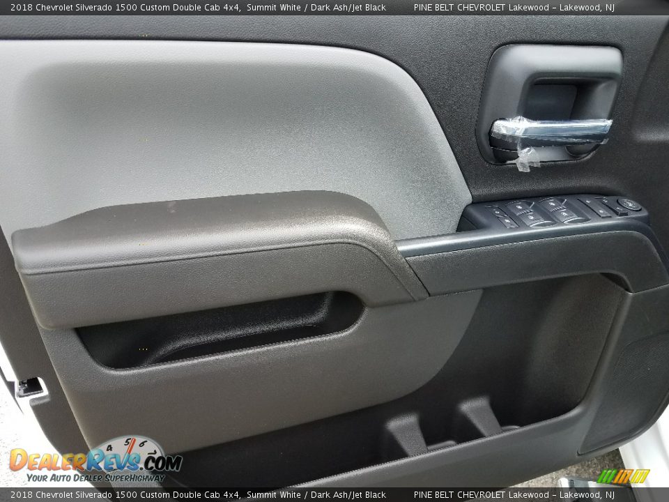 2018 Chevrolet Silverado 1500 Custom Double Cab 4x4 Summit White / Dark Ash/Jet Black Photo #8