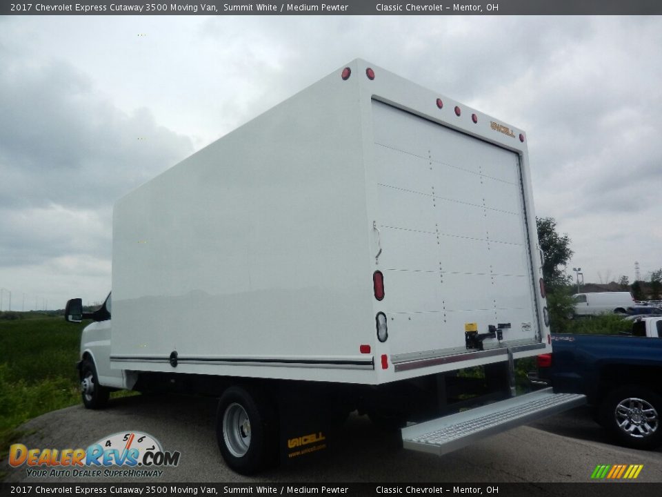 2017 Chevrolet Express Cutaway 3500 Moving Van Summit White / Medium Pewter Photo #2