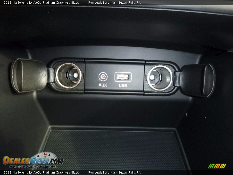 2018 Kia Sorento LX AWD Platinum Graphite / Black Photo #18