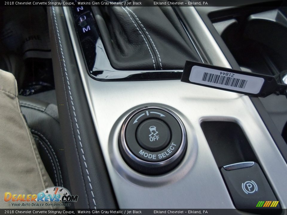 2018 Chevrolet Corvette Stingray Coupe Watkins Glen Gray Metallic / Jet Black Photo #35