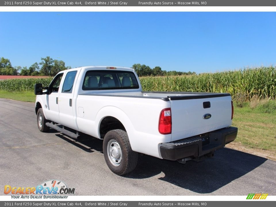 2011 Ford F250 Super Duty XL Crew Cab 4x4 Oxford White / Steel Gray Photo #9
