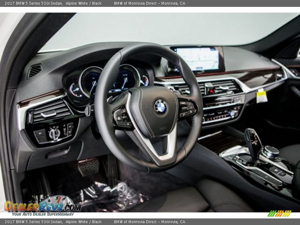 2017 BMW 5 Series 530i Sedan Alpine White / Black Photo #5